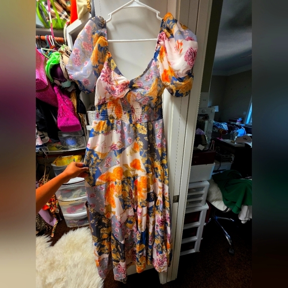 Floral Puff Sleeve Maxi Dress - Picture 1 of 2